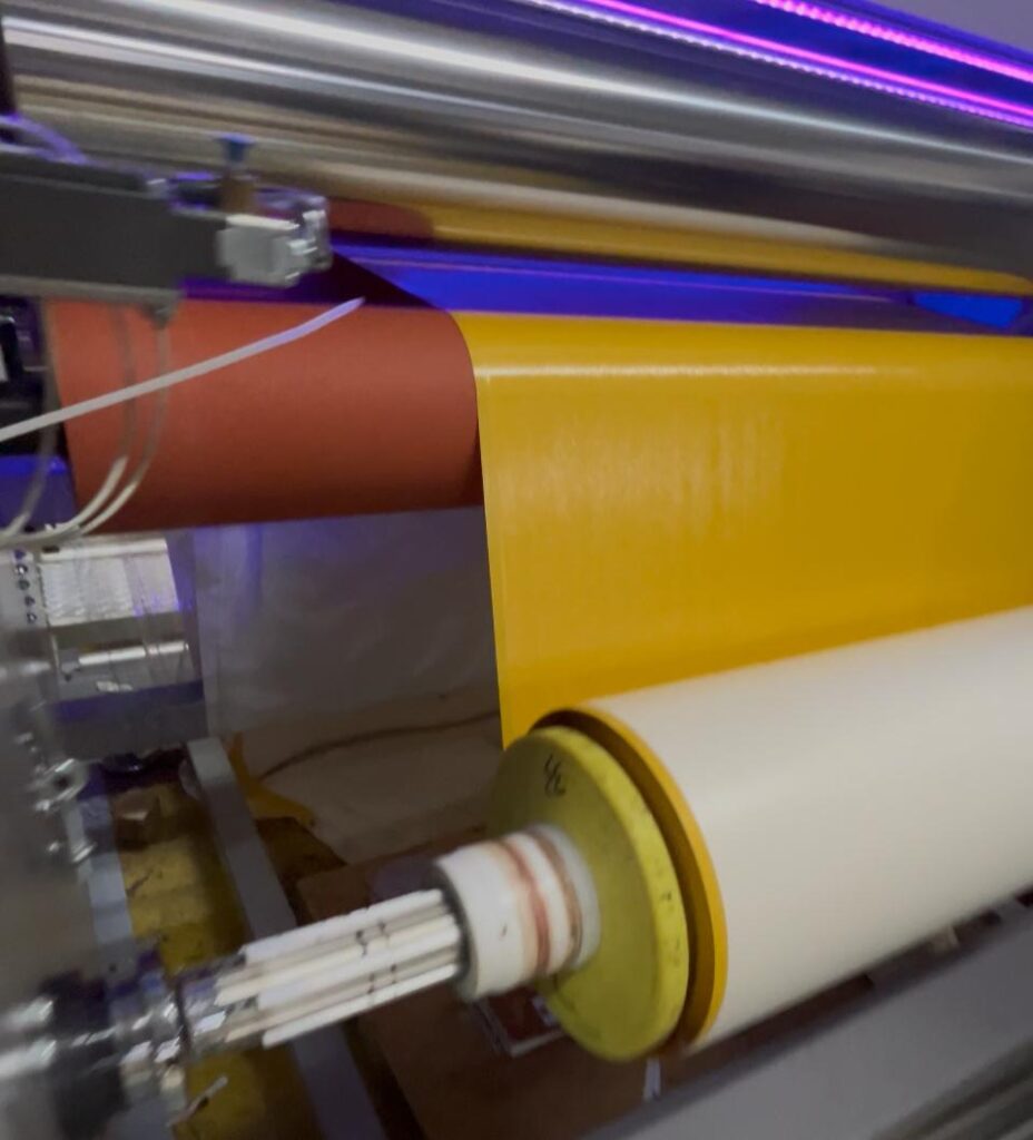 yapiskanli-sunger-psa-kaplama-yapiskanli-tela-tekstil-kaplamalari-medikal-fix-bant-hotmelt-laminasyon5